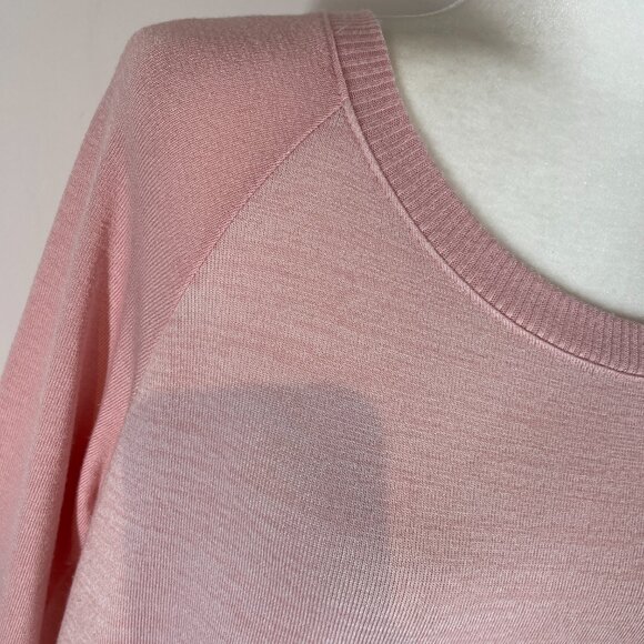 GAP Pink Lightweight Tunic Sweater size Medium - Picture 2 of 4